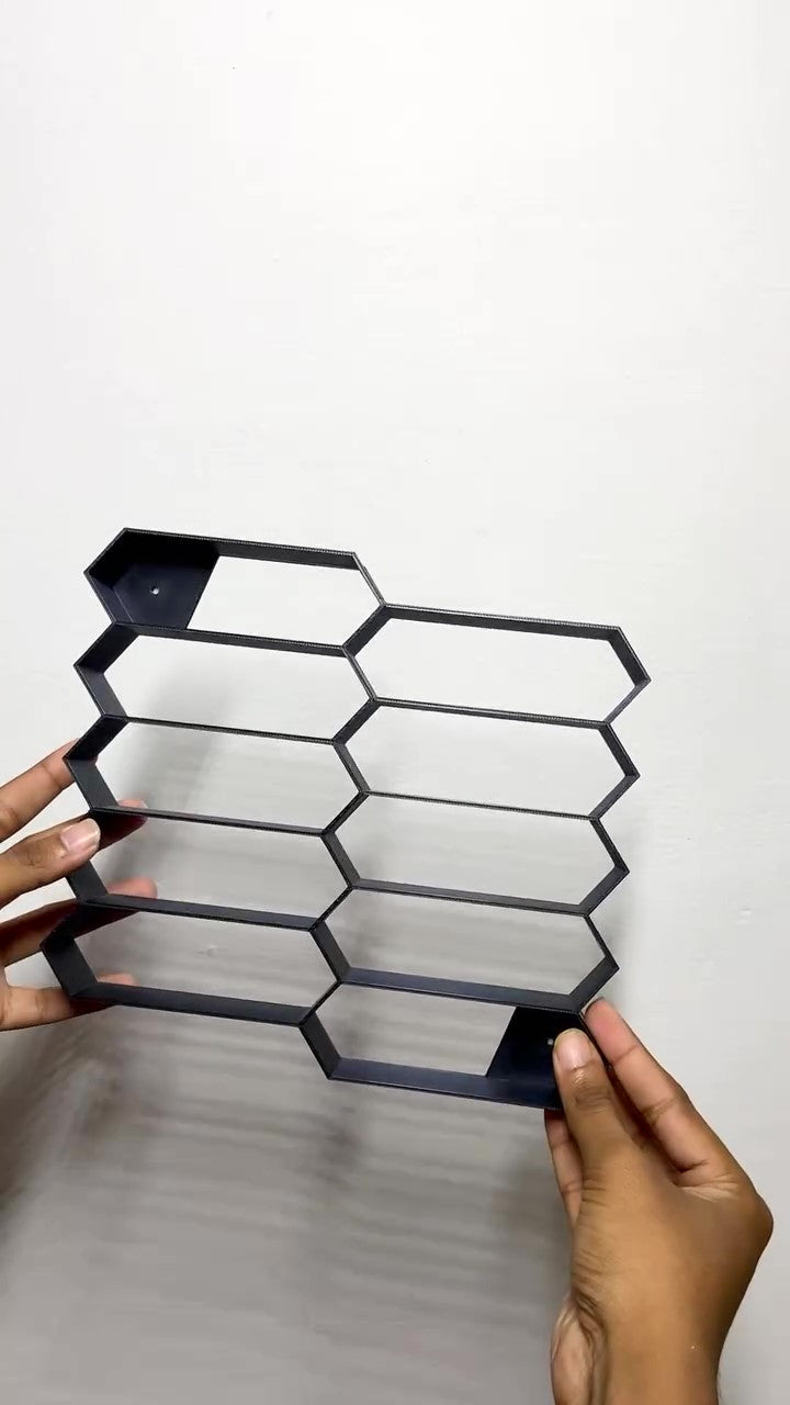 Wall mounted shelf for die cast cars